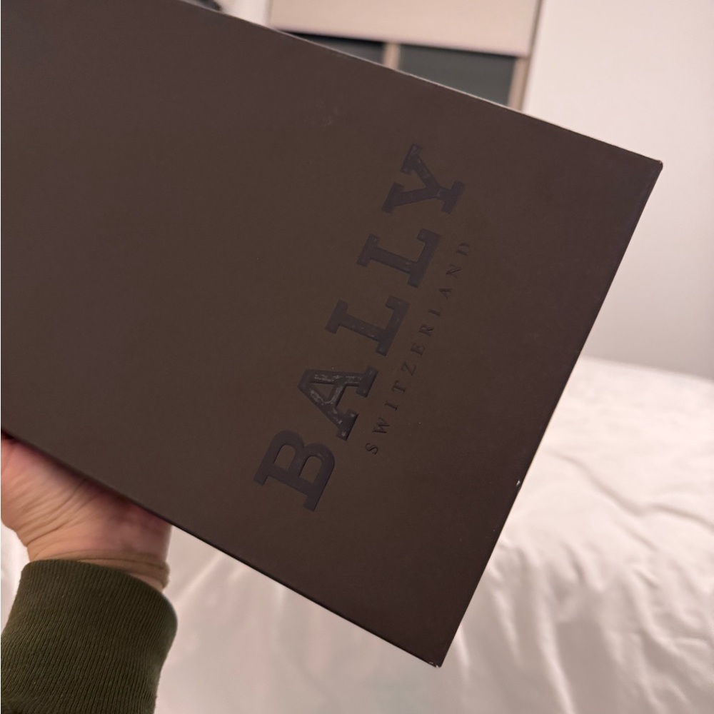 BALLY - Picture 3 of 10